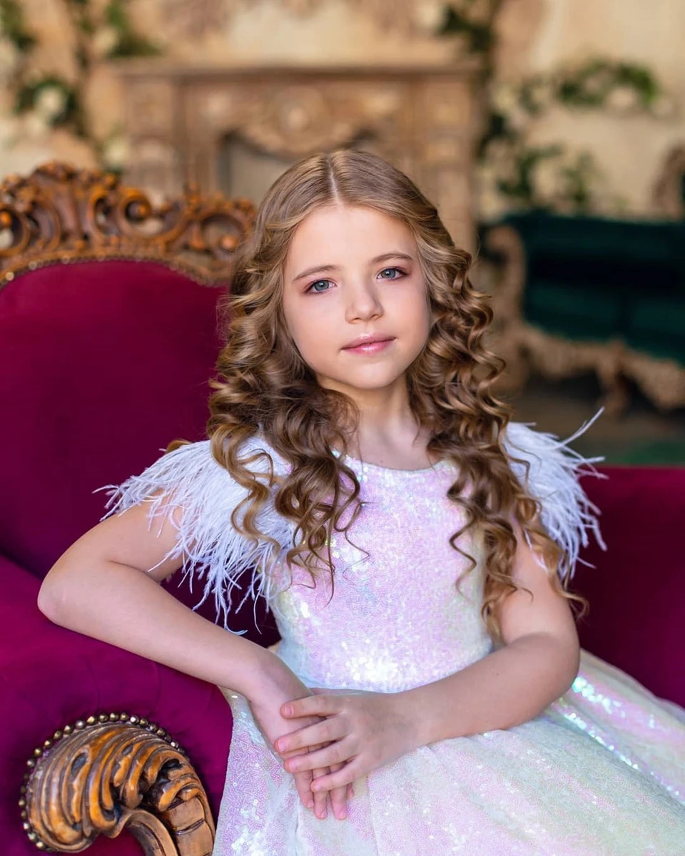 فستان فتاة الزهور اللامع المخص - مراجعة Birthday Sash Glitter وسعره