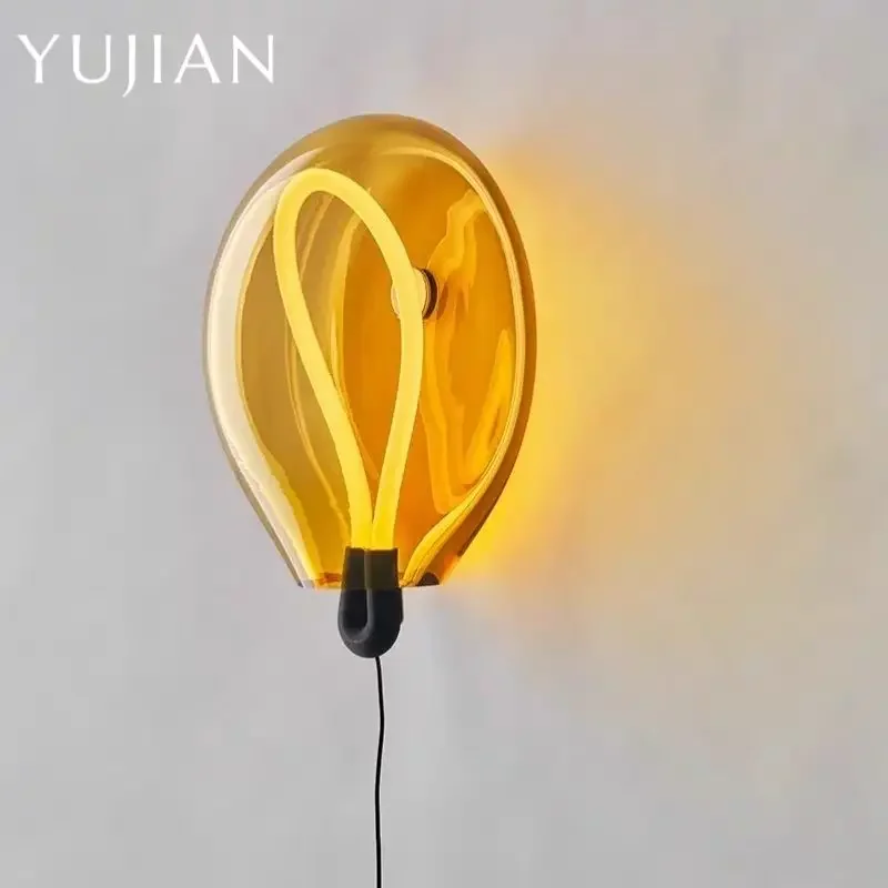 مصباح جداري إبداعي على شكل بال - مراجعة Led Balloon Light وسعره